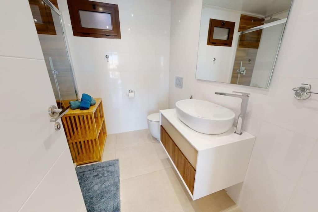 Apartman S Vlastnim Bazenem Orihuela Exterior photo